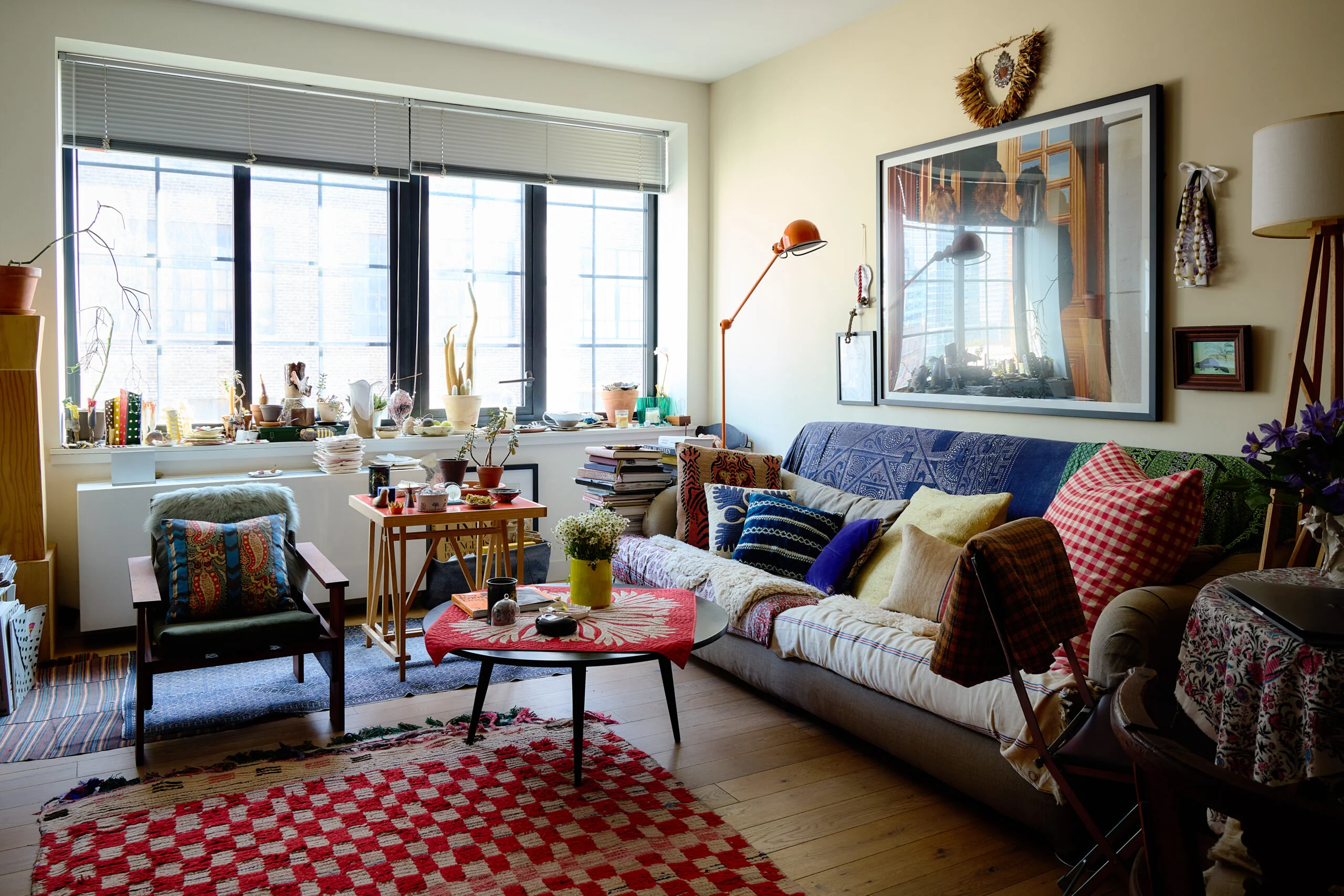 Somsack Sikhounmuong Apartment is full of hand-picked treasures 3 Somsak Sekhonmong Home Tour