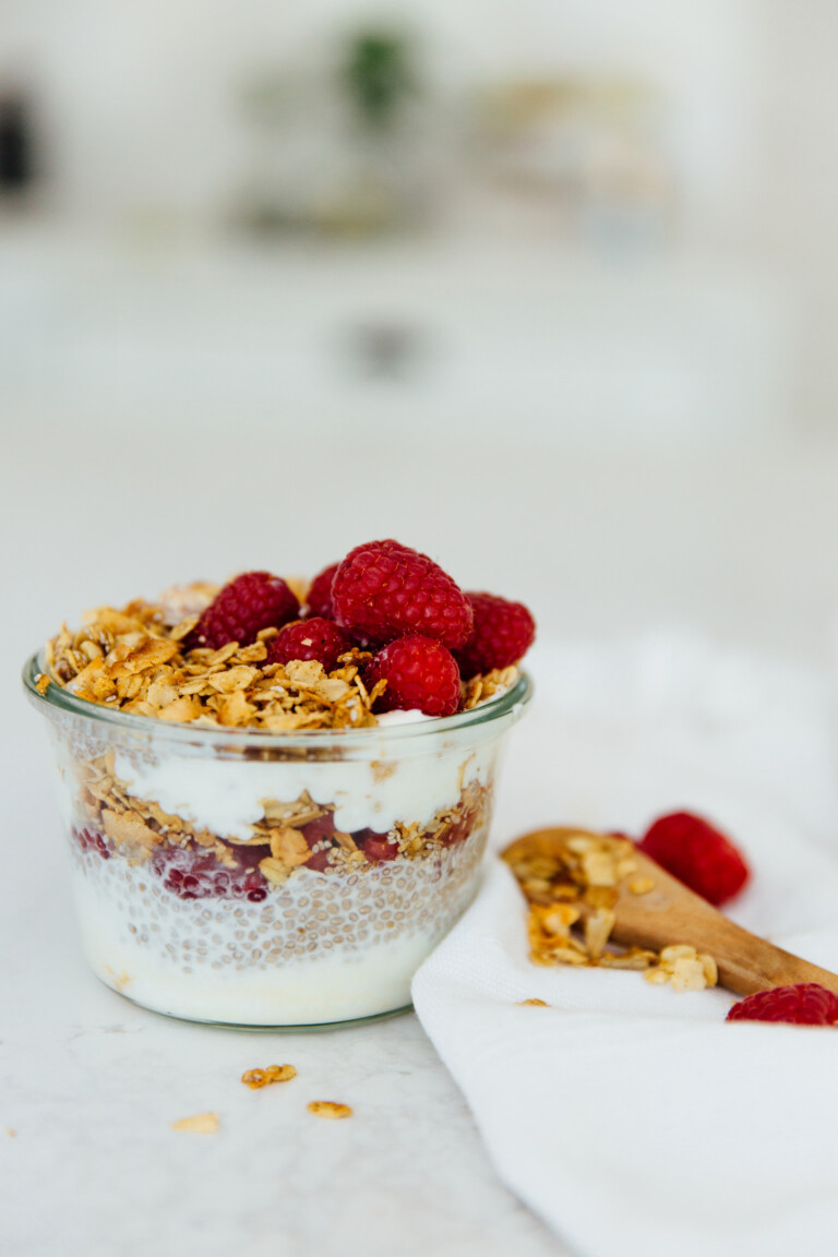11 fiber-packed recipes to help reach your daily goal 6 Raspberry and chia yogurt pudding