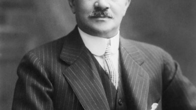 Hershey's chocolate survived the Martian attack and reinvented itself 1 Hershey's chocolate survived the Martian attack and reinvented itself