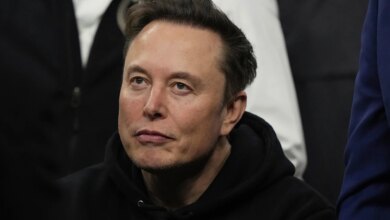 Musk's Grokipedia was launched in an attempt to compete with Wikipedia 16 Musk's Grokipedia was launched in an attempt to compete with Wikipedia