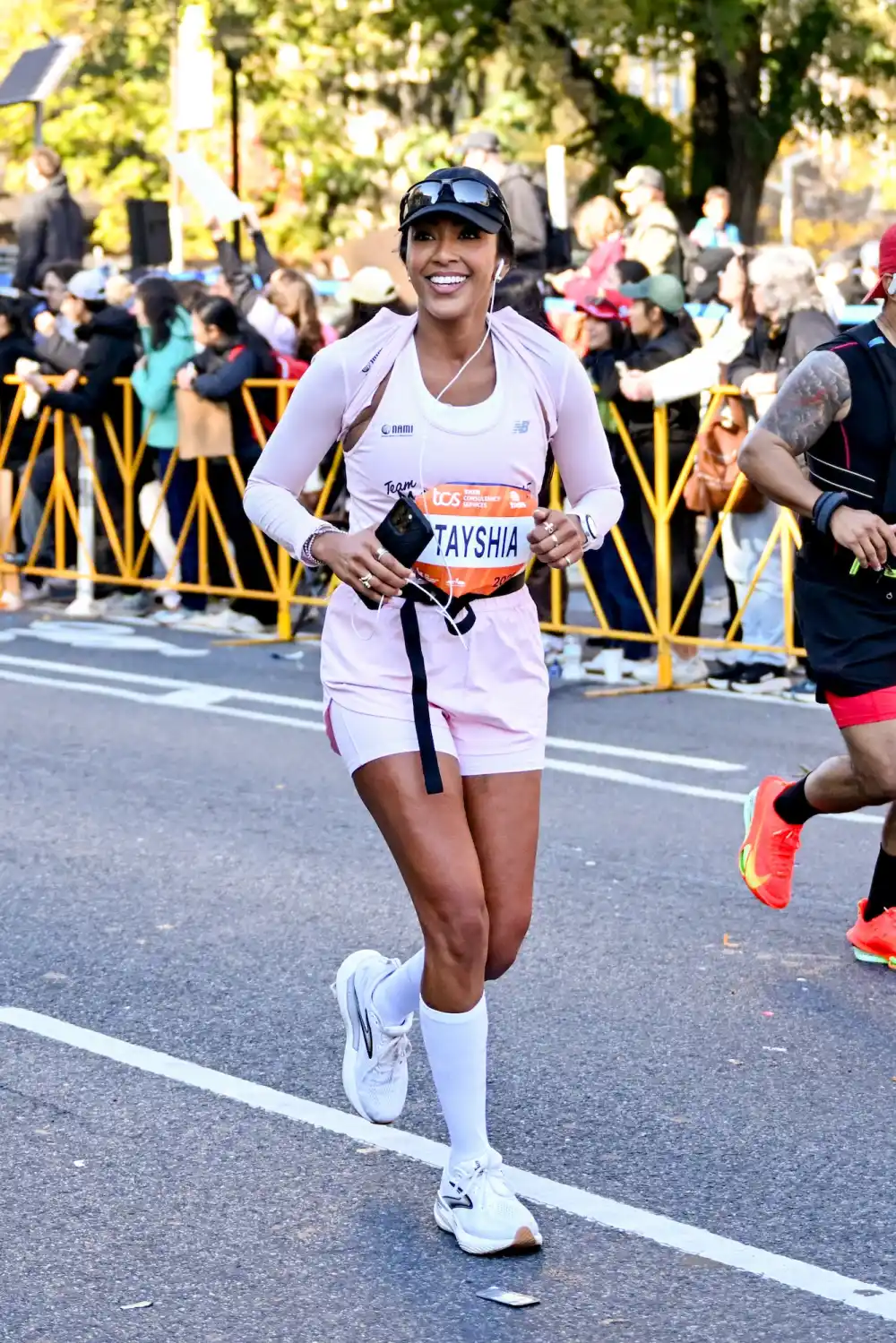 Joey Graziadei and more Bachelor Nation alumni take part in the 2025 New York City Marathon: See their times