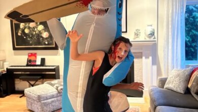 Justin Trudeau dresses up as a left shark amidst Katy Perry's romance 1 Justin Trudeau dresses up as a left shark amidst Katy Perry's romance