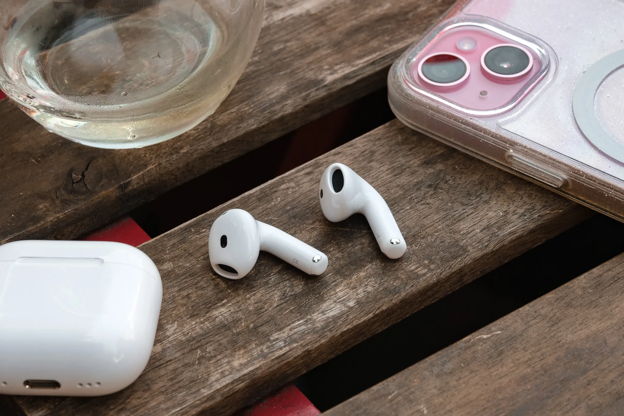 The best AirPods deals of November 2025.webp